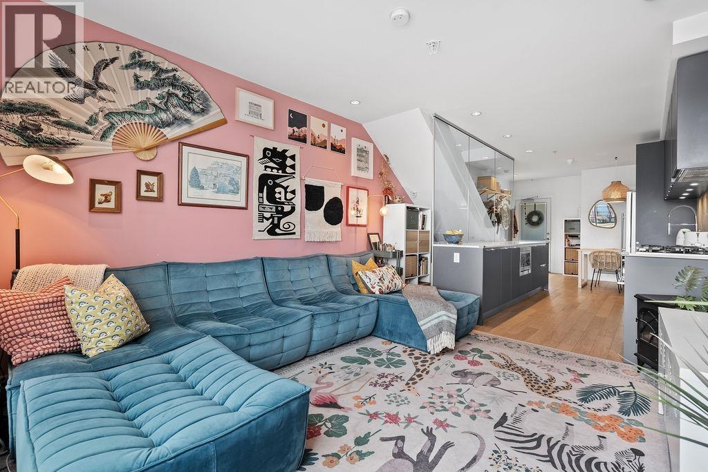 311 1647 E Pender Street, Vancouver, British Columbia  V5L 1W2 - Photo 12 - R3131811