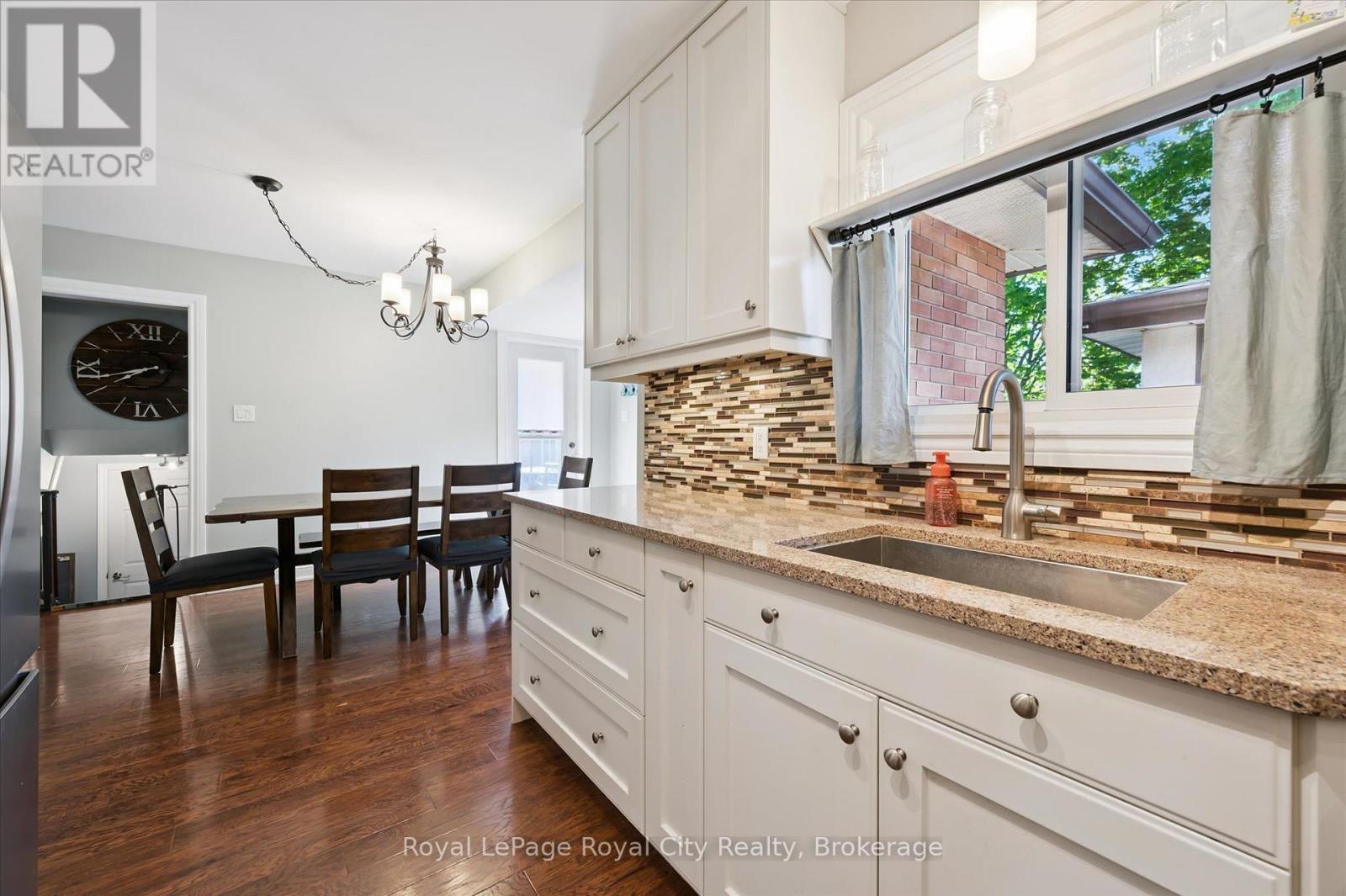 229 Ross Avenue, Kitchener, Ontario  N2A 1V7 - Photo 19 - X13484582