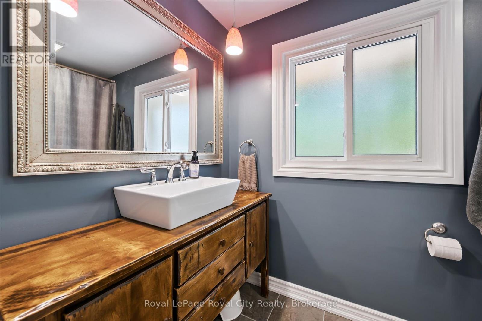 229 Ross Avenue, Kitchener, Ontario  N2A 1V7 - Photo 28 - X13484582