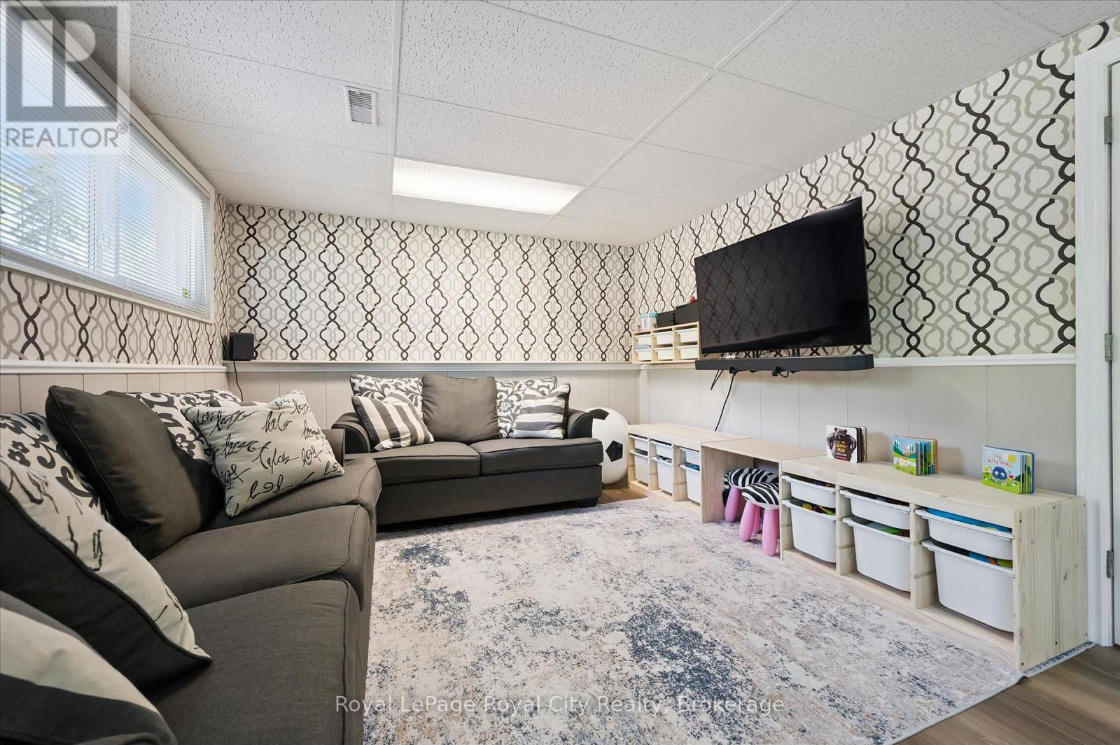 229 Ross Avenue, Kitchener, Ontario  N2A 1V7 - Photo 32 - X13484582