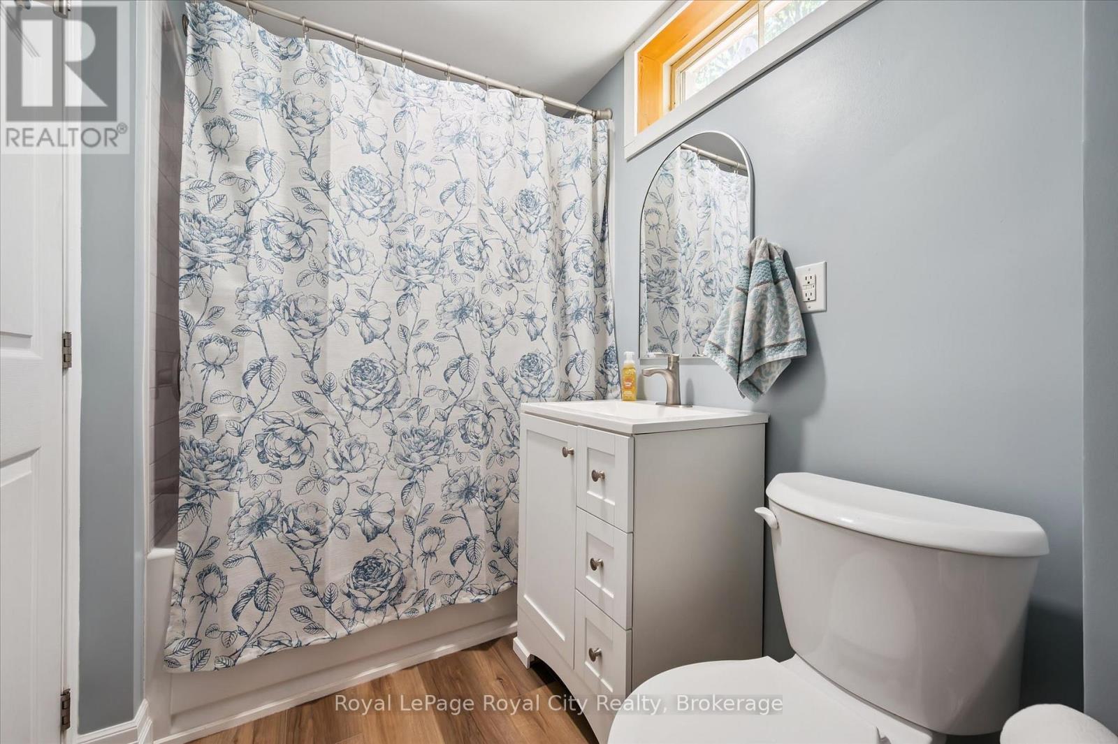 229 Ross Avenue, Kitchener, Ontario  N2A 1V7 - Photo 34 - X13484582