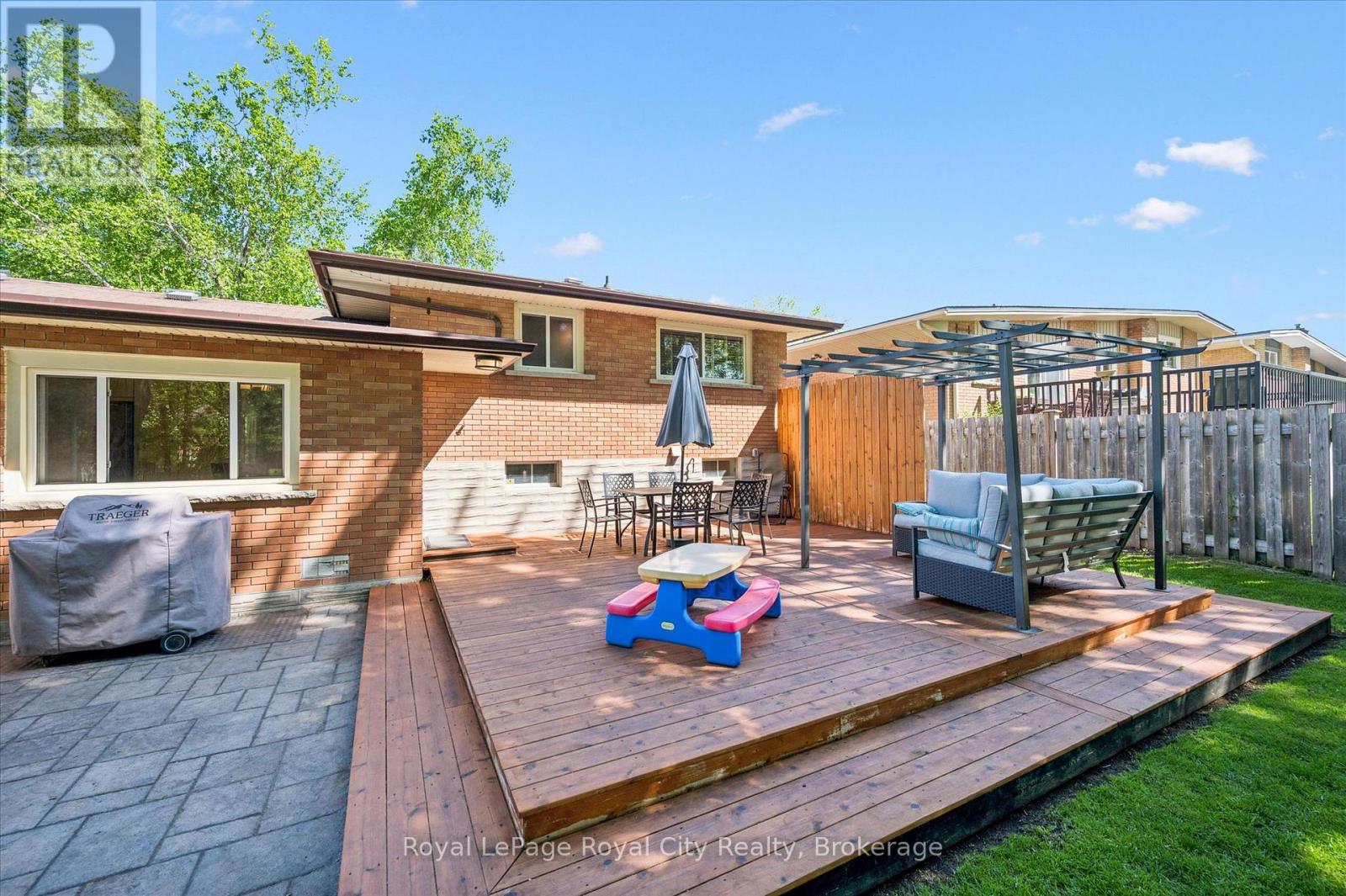 229 Ross Avenue, Kitchener, Ontario  N2A 1V7 - Photo 39 - X13484582