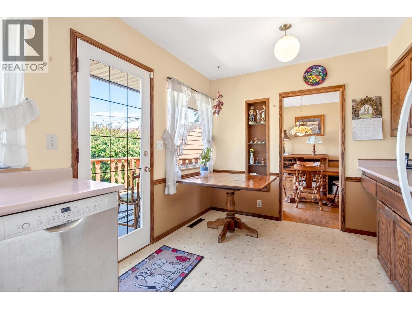 7864 Langley Street, Burnaby, British Columbia V3N 3Z8 - Photo 18 - R3139426