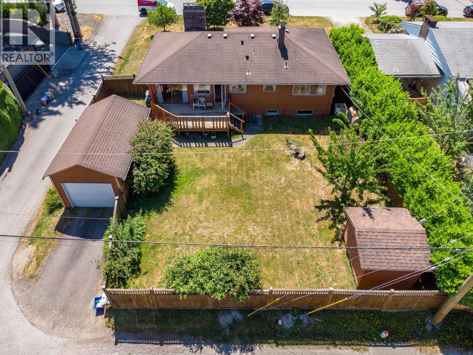 7864 Langley Street, Burnaby, British Columbia V3N 3Z8 - Photo 7 - R3139426