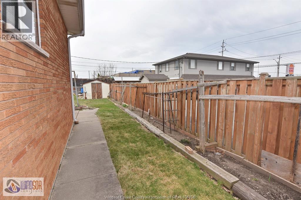 1435 St. Clair Avenue, Windsor, Ontario  N9B 3K7 - Photo 12 - 26015088