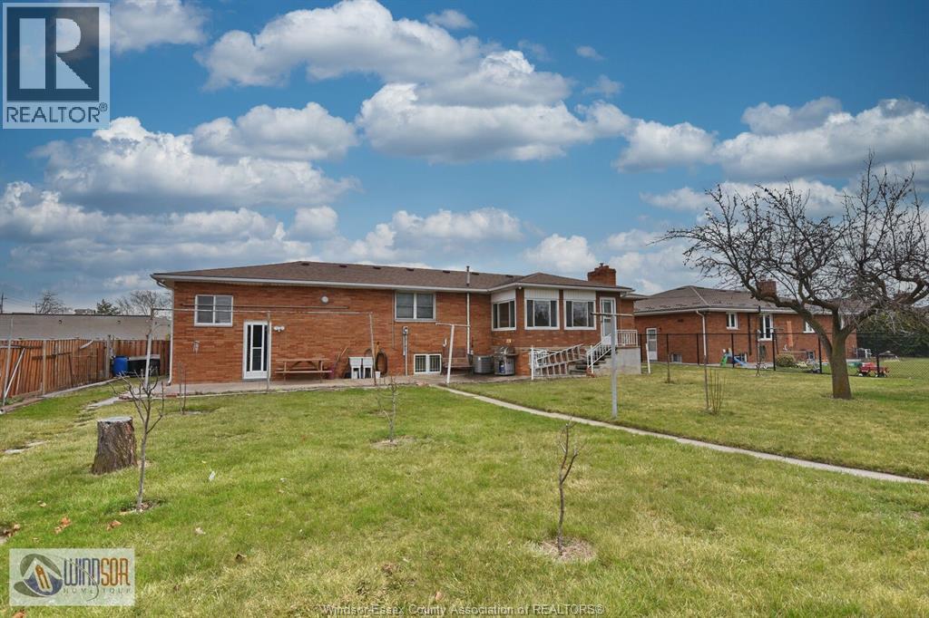 1435 St. Clair Avenue, Windsor, Ontario  N9B 3K7 - Photo 17 - 26015088