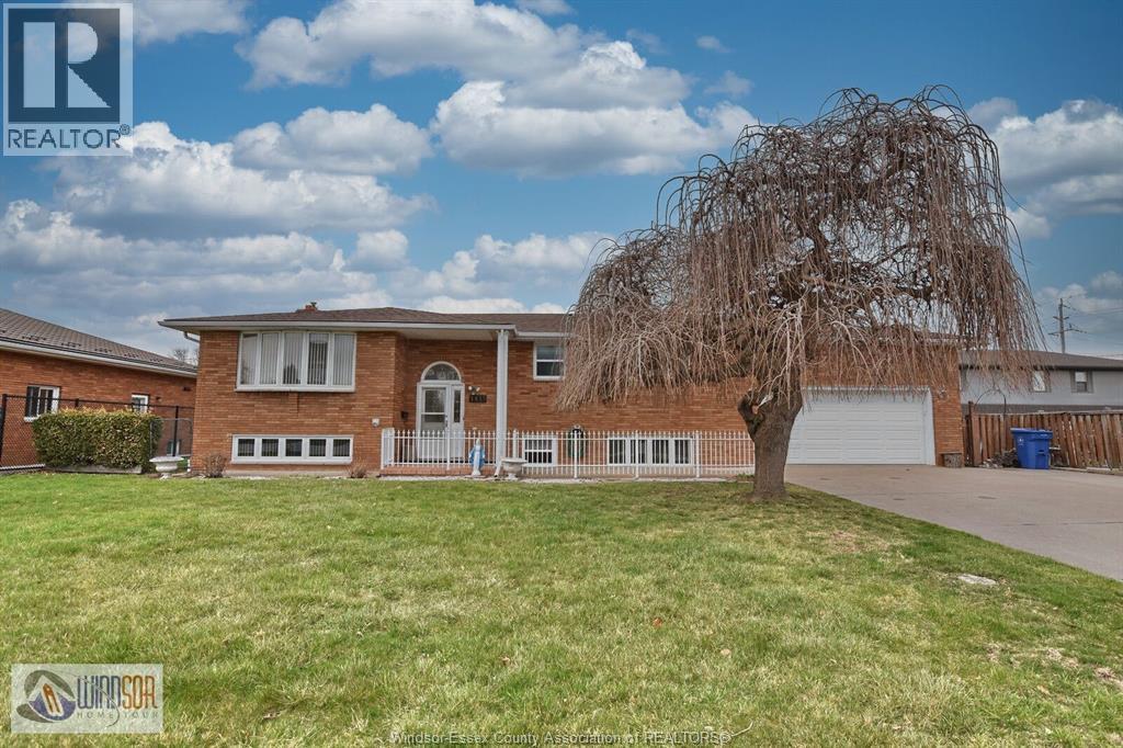 1435 St. Clair Avenue, Windsor, Ontario  N9B 3K7 - Photo 3 - 26015088