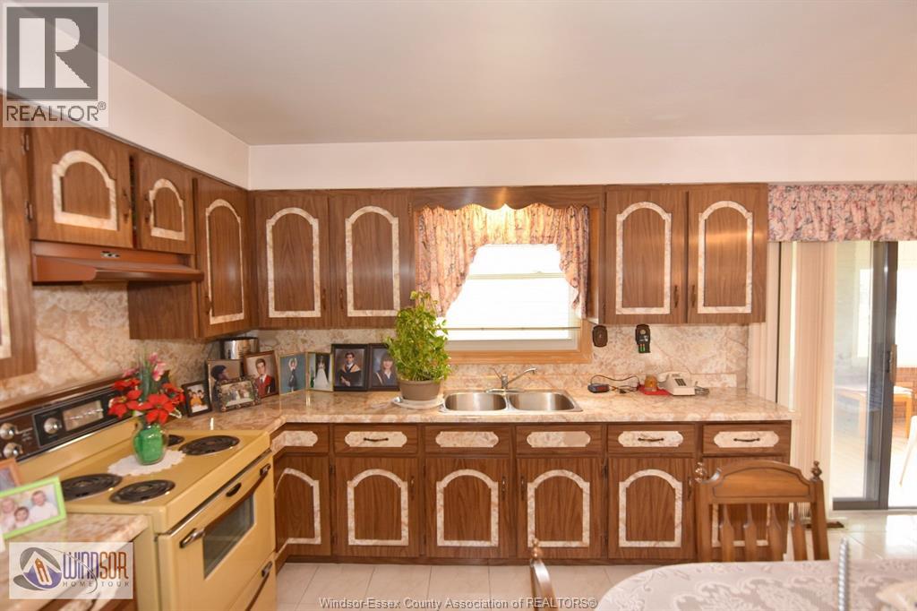 1435 St. Clair Avenue, Windsor, Ontario  N9B 3K7 - Photo 36 - 26015088