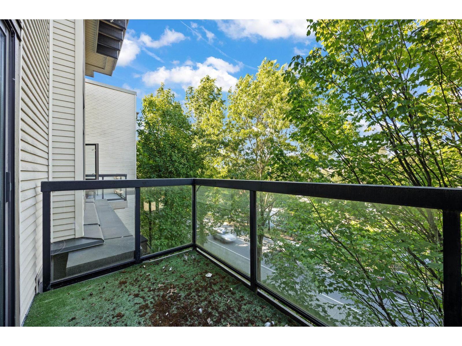432 10838 City Pkwy Drive, Surrey, British Columbia  V3T 0C2 - Photo 18 - R3136035