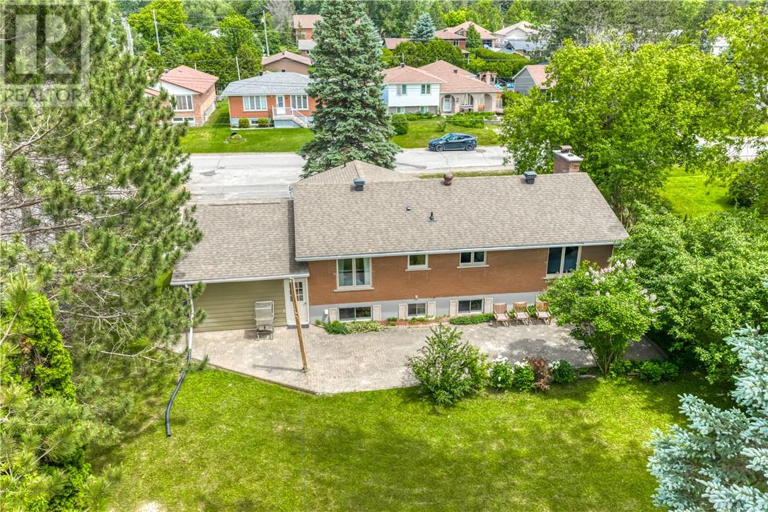 79 S Leo Street, Azilda, Ontario  P0M 1B0 - Photo 34 - 2128789