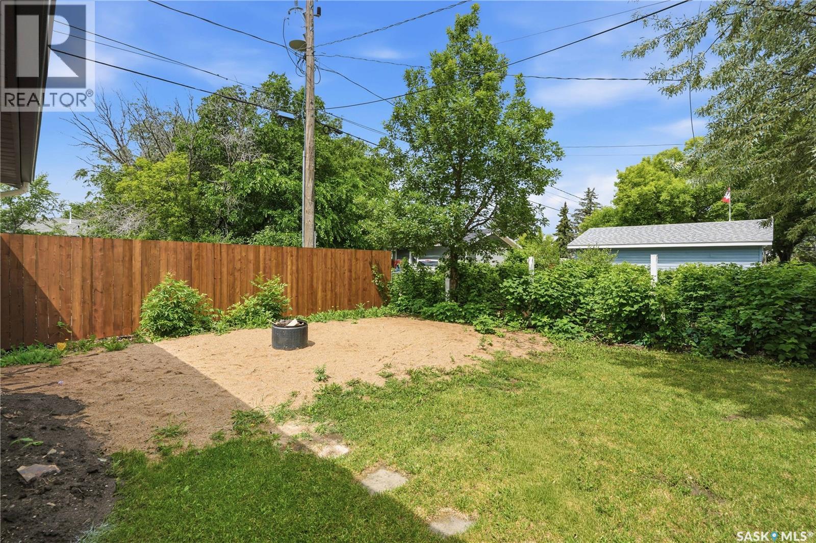 312 Ash Street, Outlook, Saskatchewan  S0L 2N0 - Photo 43 - SK040412