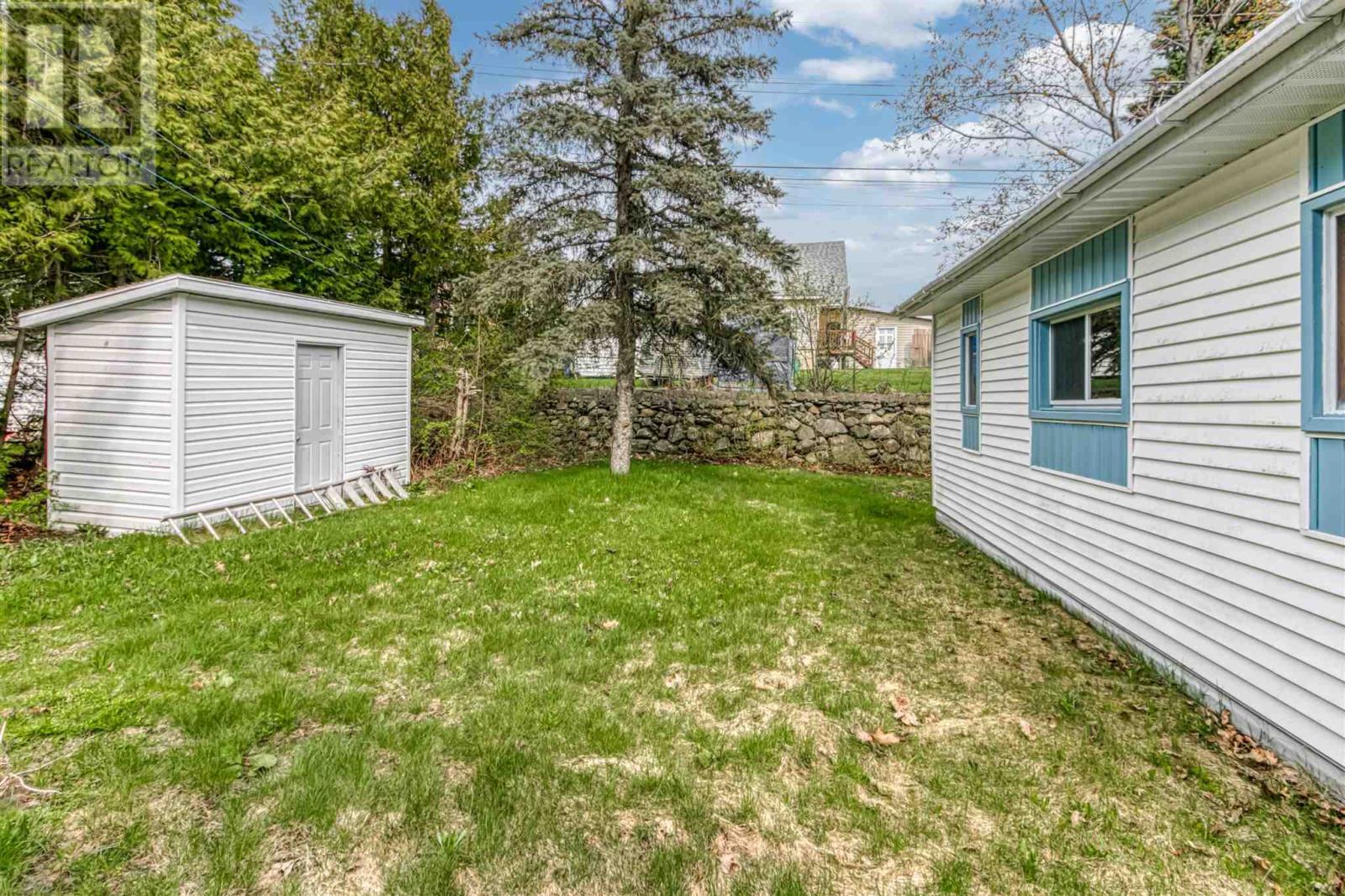 79 Roman Ave, Elliot Lake, Ontario  P5A 1S2 - Photo 7 - SM261148