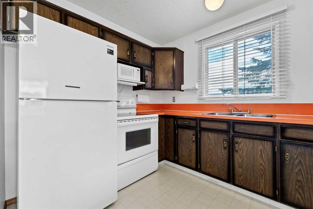 13 Rossland Place Se, Medicine Hat, Alberta  T1B 1Z8 - Photo 14 - A2323649