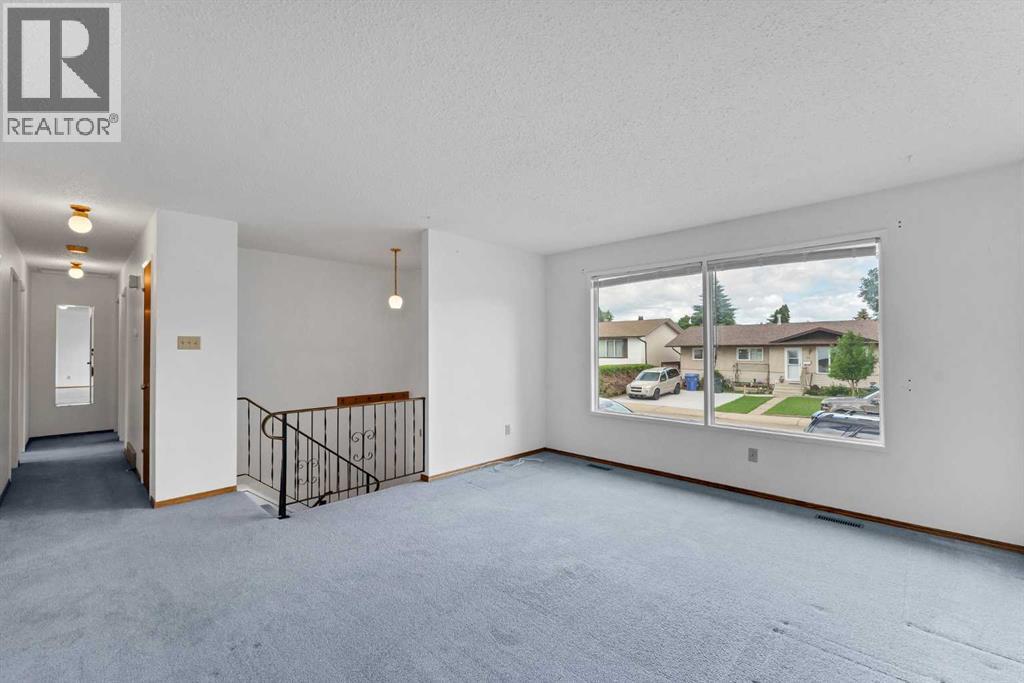 13 Rossland Place Se, Medicine Hat, Alberta  T1B 1Z8 - Photo 10 - A2323649