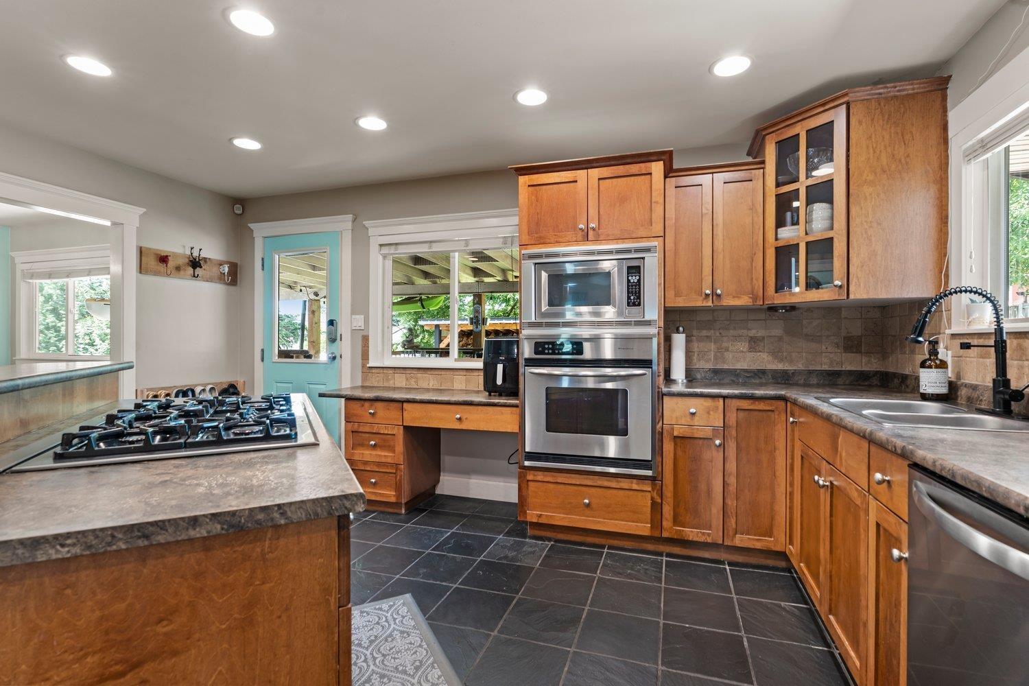 7807 Grand Street, Mission, British Columbia  V2V 3T7 - Photo 15 - R3138794