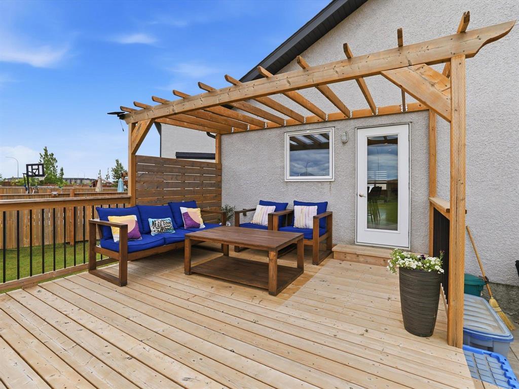 27 Finchfield Court, Winnipeg, Manitoba  R3Y 0V2 - Photo 30 - 202614654
