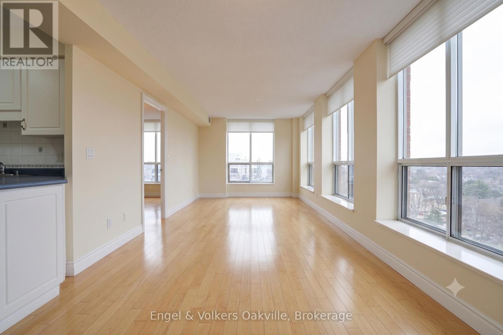 1402 - 442 Maple Avenue, Burlington, Ontario  L7S 2L7 - Photo 46 - W12936268