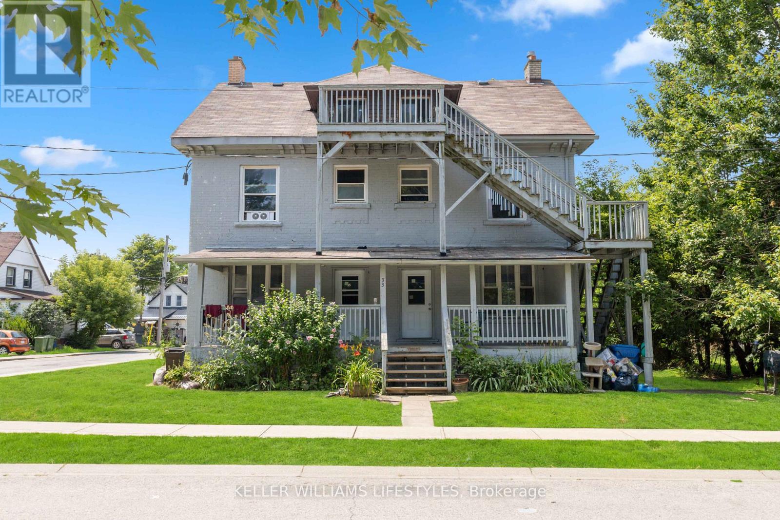 33 STATION STREET, St. Thomas, Ontario