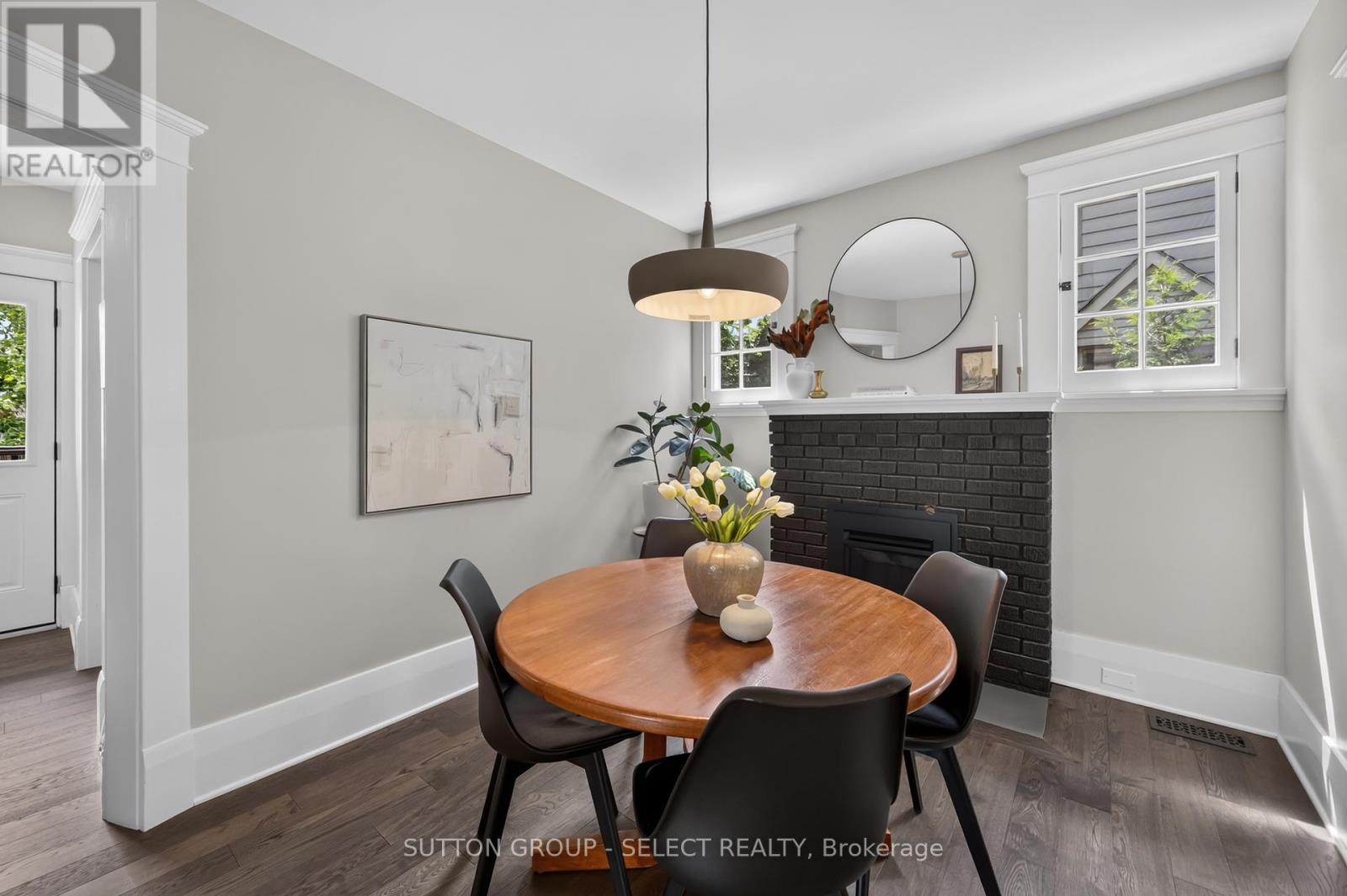 21 Foxbar Road, London South, Ontario  N6C 2A6 - Photo 6 - X13484948