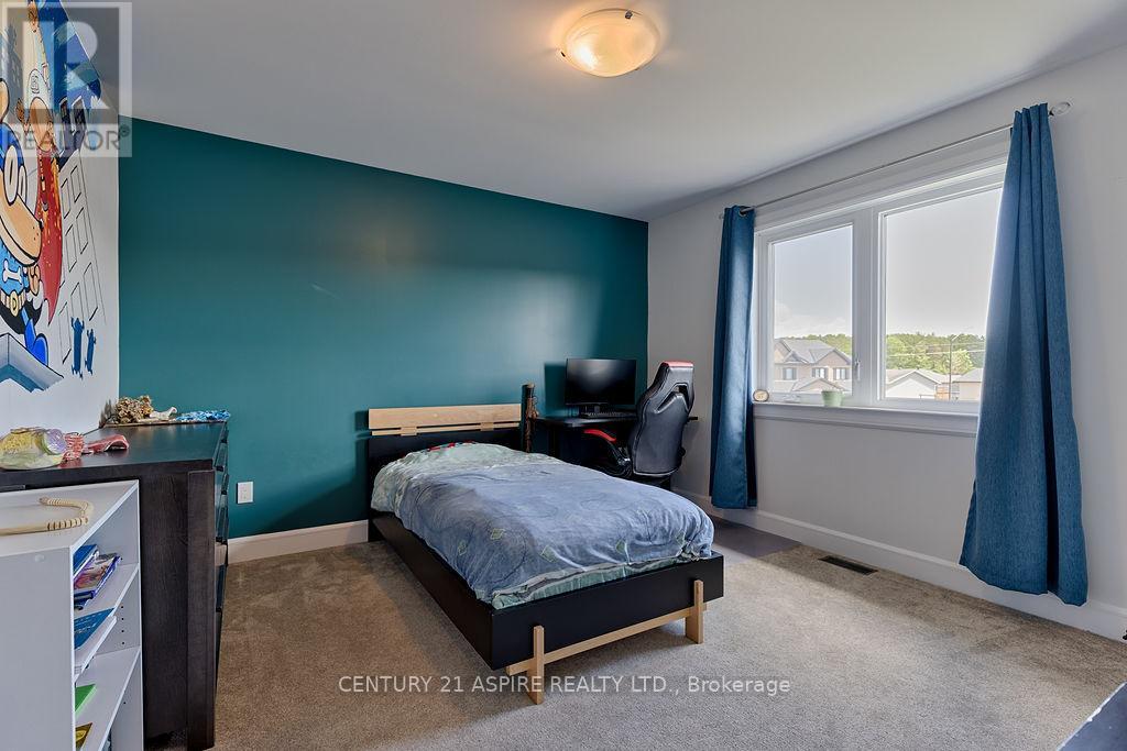5 Drew Street, Petawawa, Ontario  K8H 0G7 - Photo 22 - X13484786