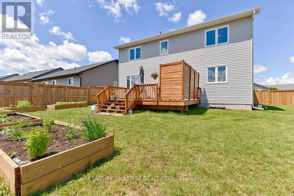 5 Drew Street, Petawawa, Ontario  K8H 0G7 - Photo 38 - X13484786