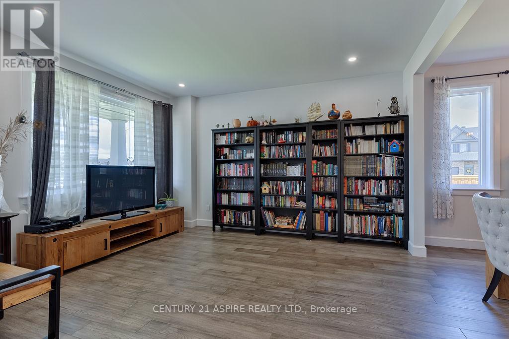5 Drew Street, Petawawa, Ontario  K8H 0G7 - Photo 5 - X13484786