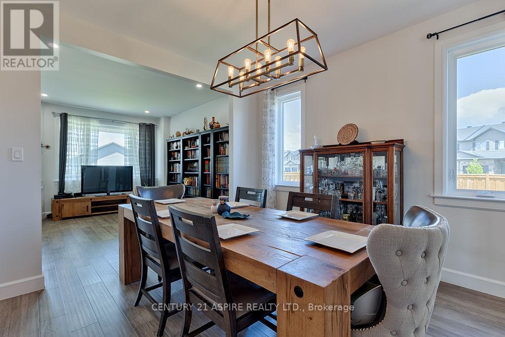 5 Drew Street, Petawawa, Ontario  K8H 0G7 - Photo 7 - X13484786