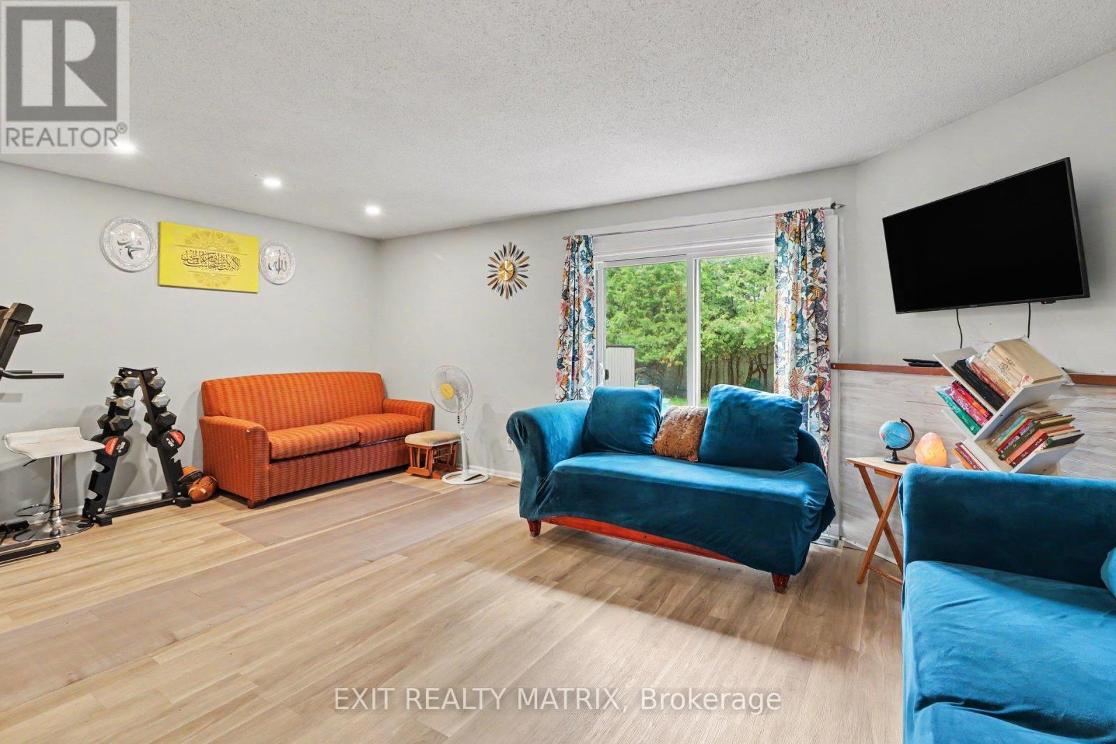 3 - 1661 Heron Road, Ottawa, Ontario  K1V 6A3 - Photo 5 - X13484676