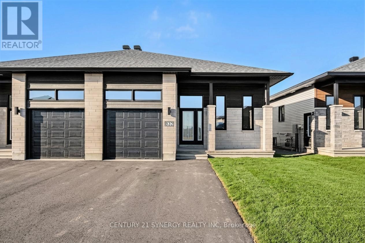 832 NAMUR, Russell, Ontario