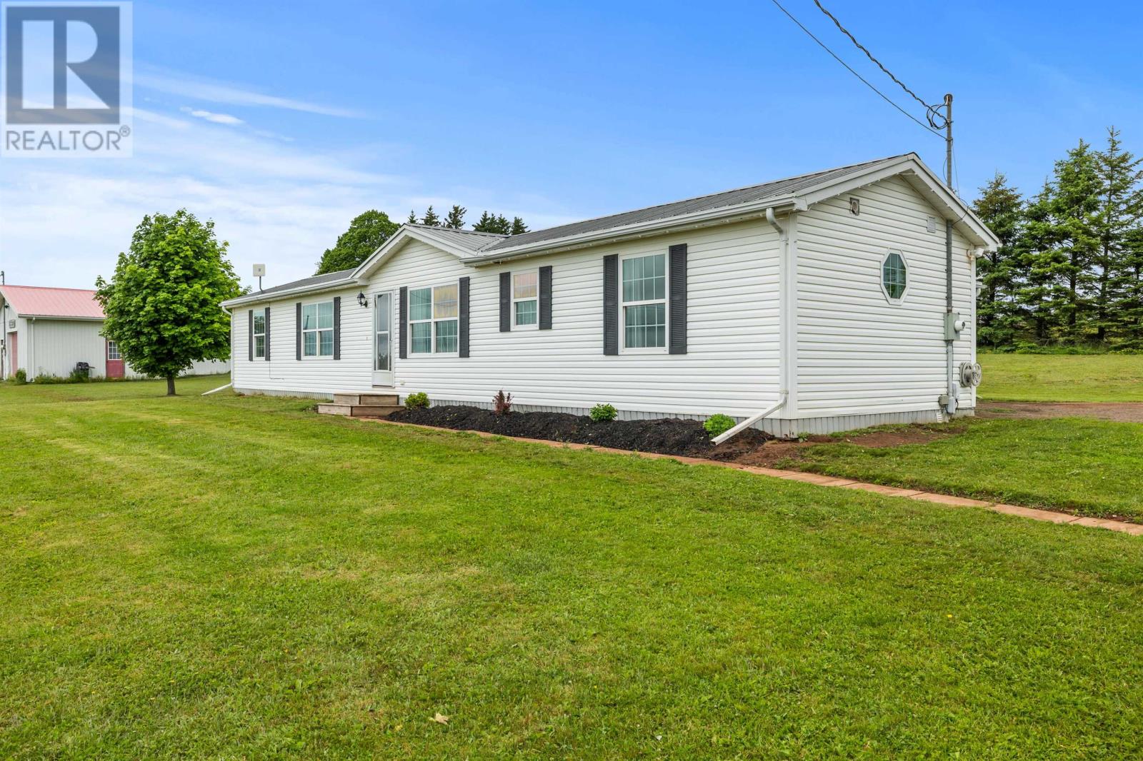 1524 Kingston Road, Route 235, Cornwall, Prince Edward Island  C0A 1C0 - Photo 2 - 202615508