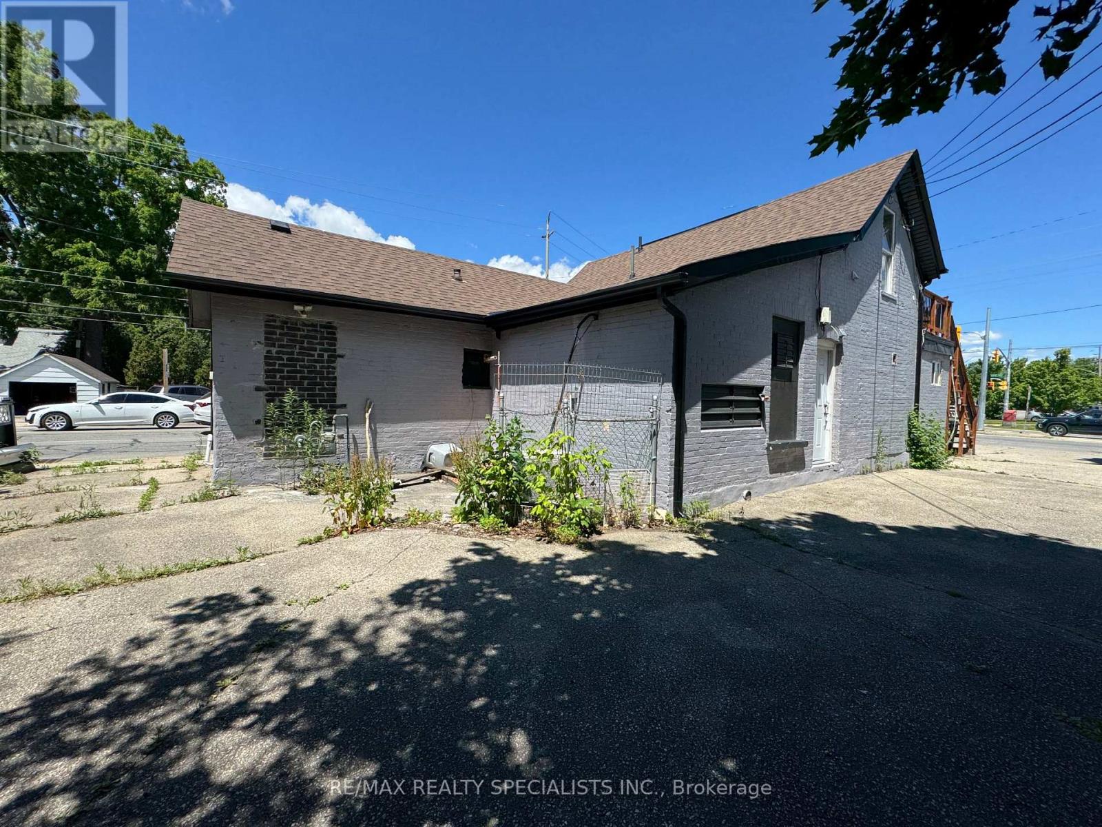 25 Park Hill Road W, Cambridge, Ontario  N1S 1C8 - Photo 3 - X13484018