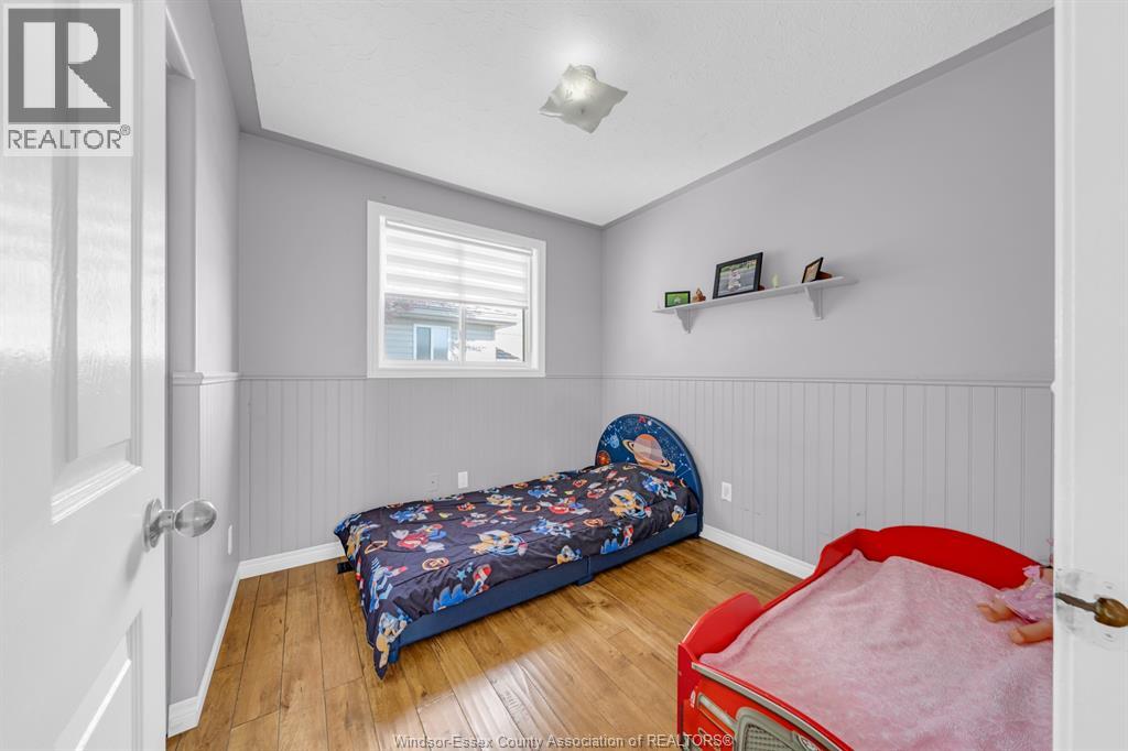 1541 Foster, Windsor, Ontario  N8W 5P8 - Photo 17 - 26015060