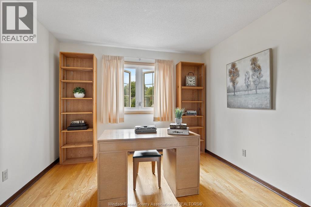 3500 Driftwood, Windsor, Ontario  N9E 4G9 - Photo 13 - 26015017