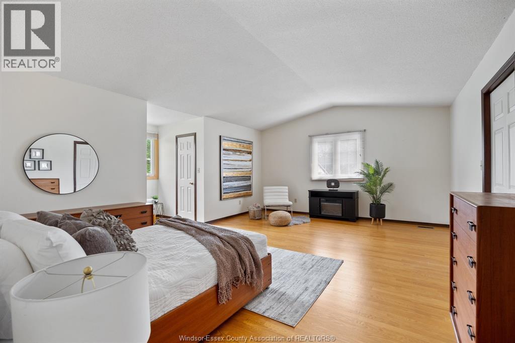 3500 Driftwood, Windsor, Ontario  N9E 4G9 - Photo 14 - 26015017
