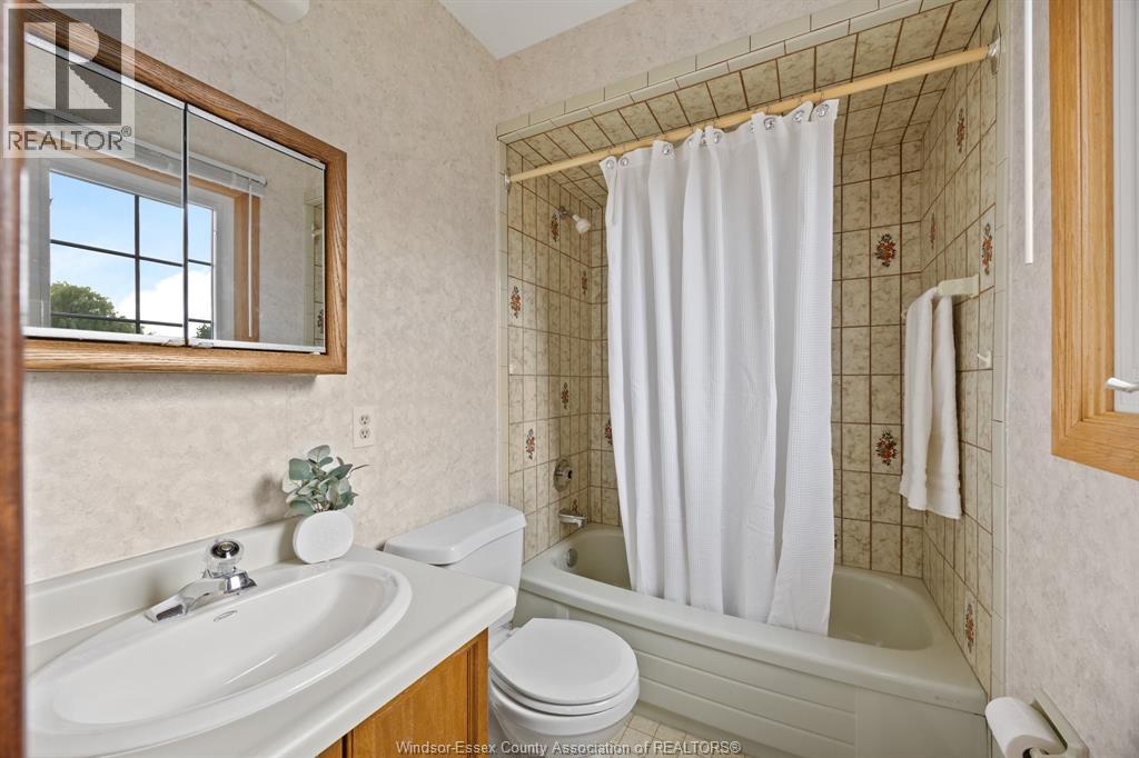 3500 Driftwood, Windsor, Ontario  N9E 4G9 - Photo 20 - 26015017
