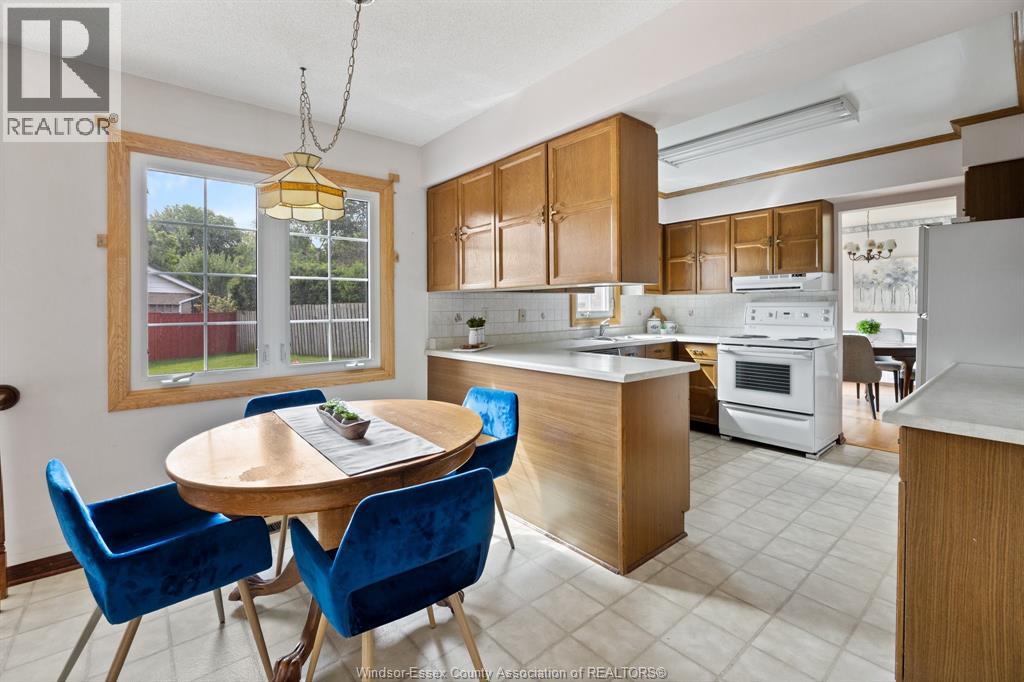 3500 Driftwood, Windsor, Ontario  N9E 4G9 - Photo 27 - 26015017