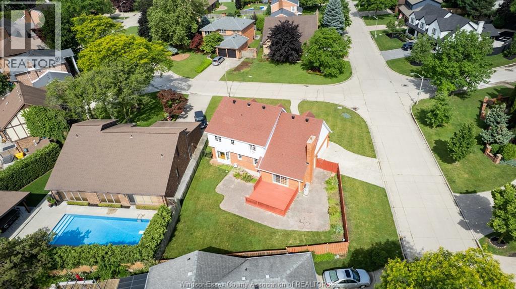 3500 Driftwood, Windsor, Ontario  N9E 4G9 - Photo 6 - 26015017