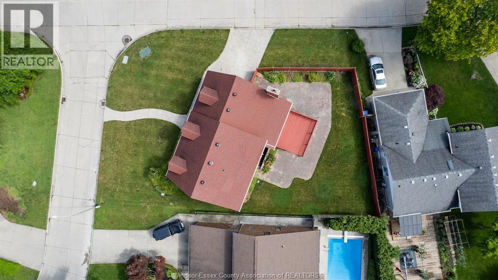 3500 Driftwood, Windsor, Ontario  N9E 4G9 - Photo 8 - 26015017