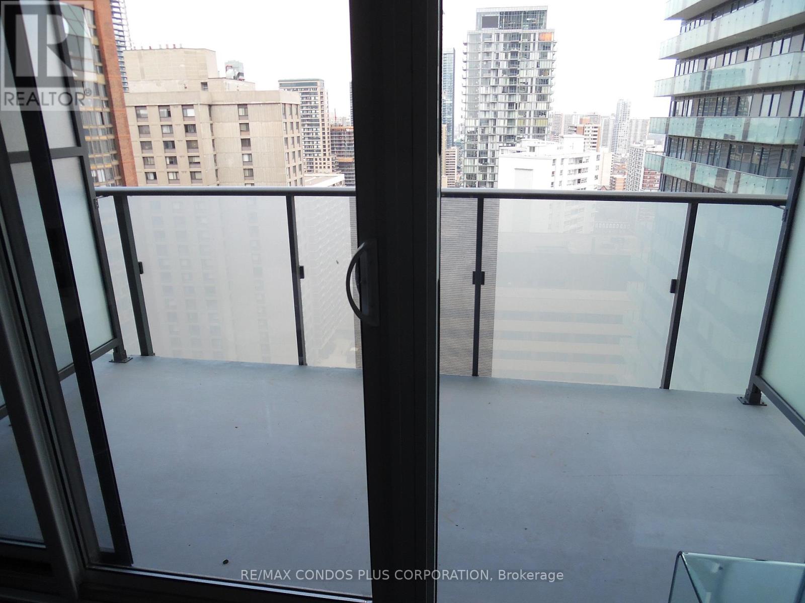 2610 - 65 St Mary Street, Toronto, Ontario  M5S 0A6 - Photo 5 - C13484918