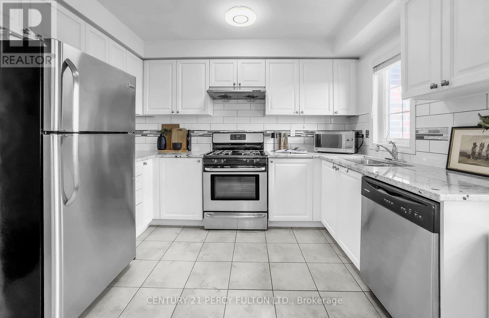 86 Magpie Way, Whitby, Ontario  L1N 0K5 - Photo 22 - E13484792