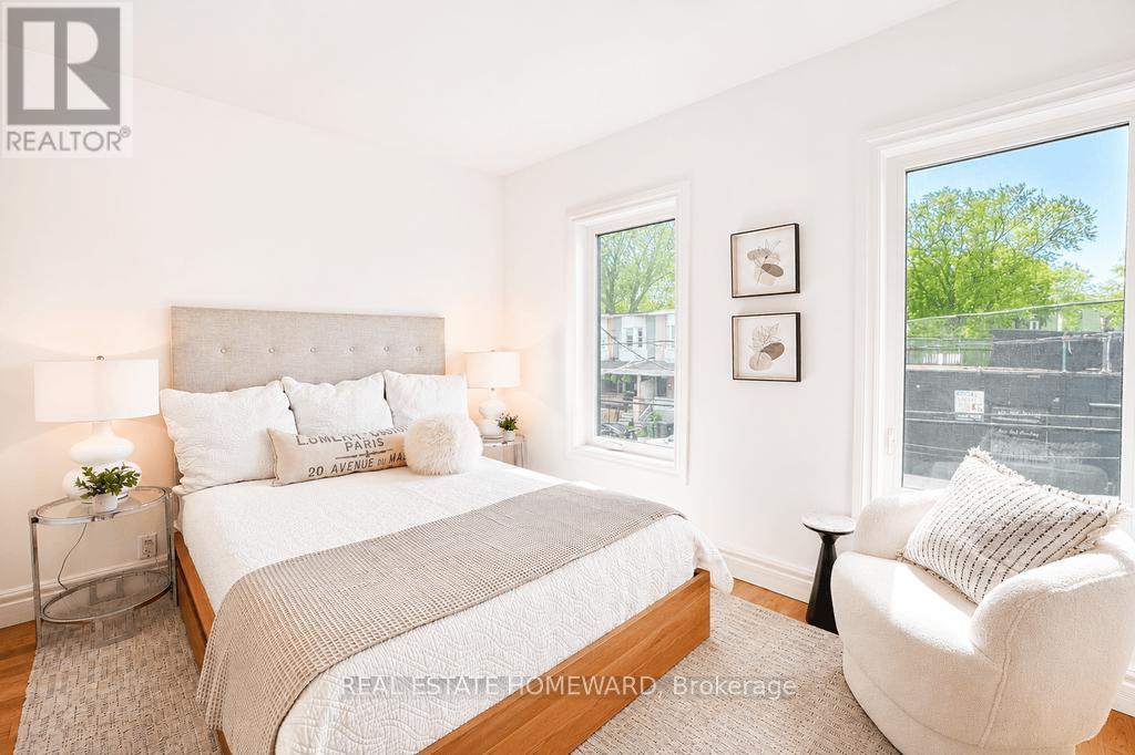 91 Carlaw Avenue, Toronto, Ontario  M4M 2R6 - Photo 15 - E13484958