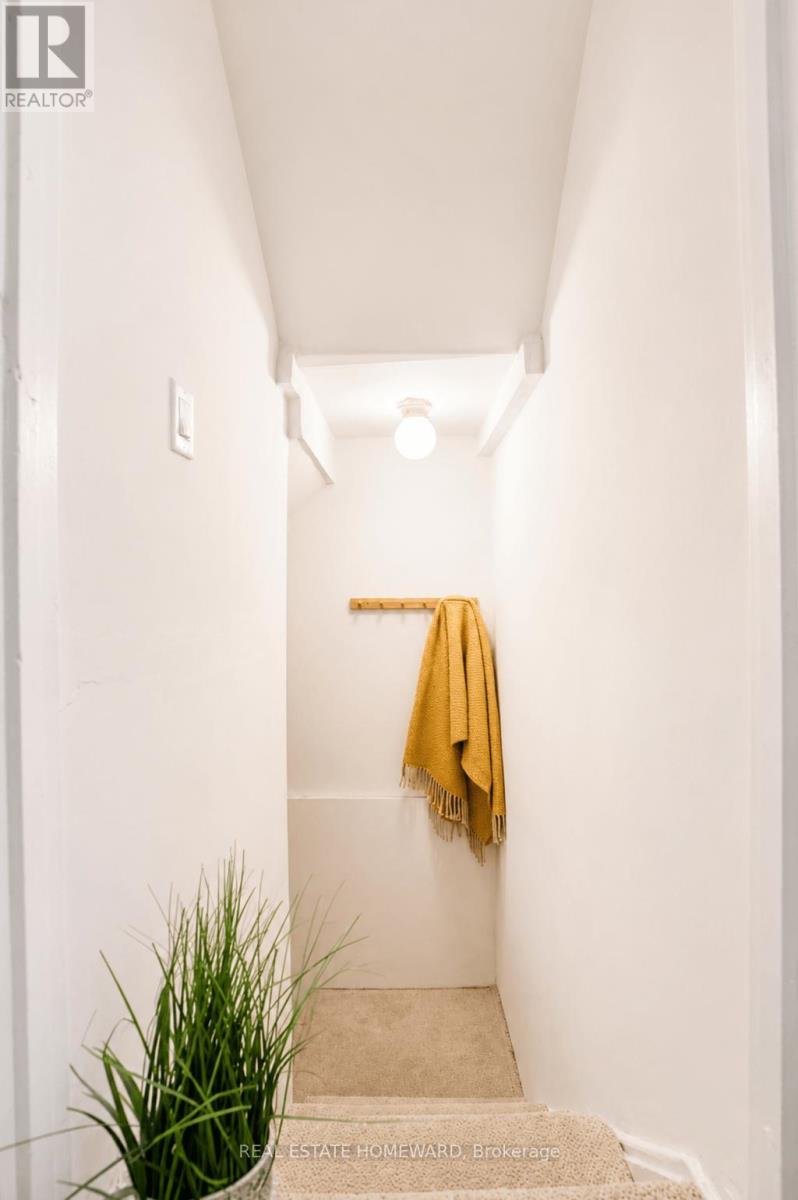91 Carlaw Avenue, Toronto, Ontario  M4M 2R6 - Photo 21 - E13484958