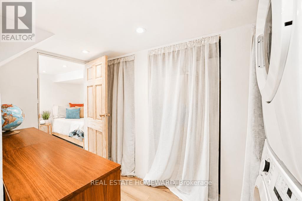 91 Carlaw Avenue, Toronto, Ontario  M4M 2R6 - Photo 23 - E13484958