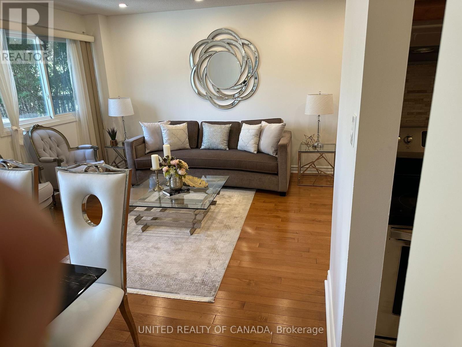 102 Baywood Court, Markham, Ontario  L3T 5W3 - Photo 10 - N13484828