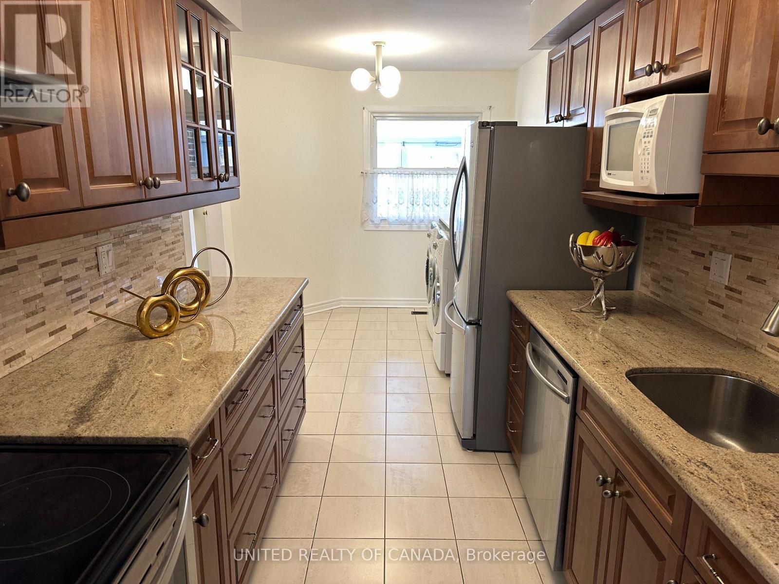 102 Baywood Court, Markham, Ontario  L3T 5W3 - Photo 14 - N13484828