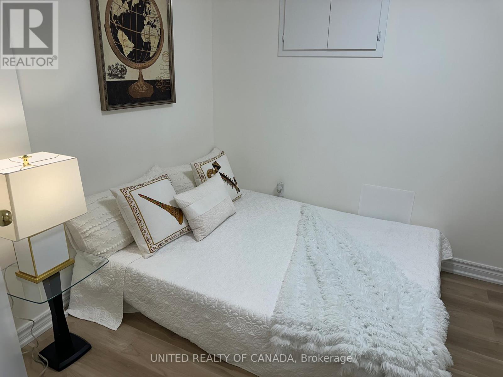 102 Baywood Court, Markham, Ontario  L3T 5W3 - Photo 34 - N13484828