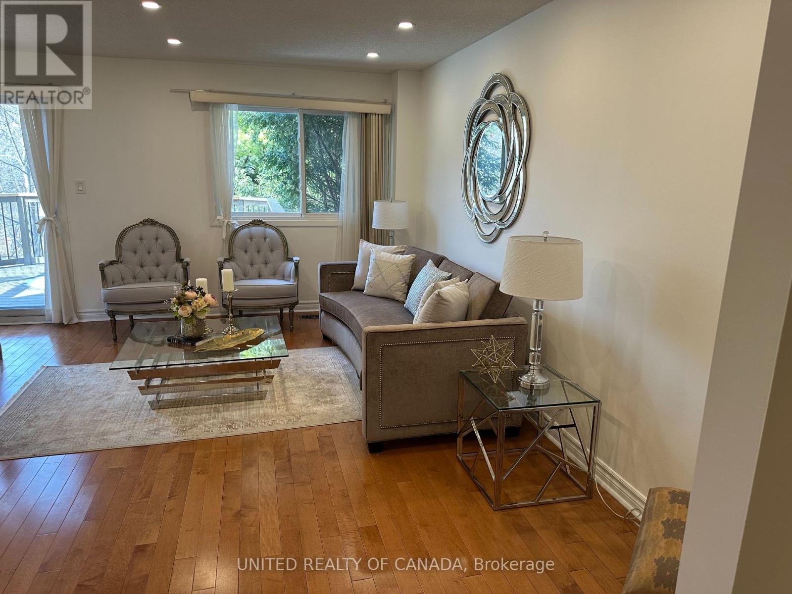 102 Baywood Court, Markham, Ontario  L3T 5W3 - Photo 5 - N13484828