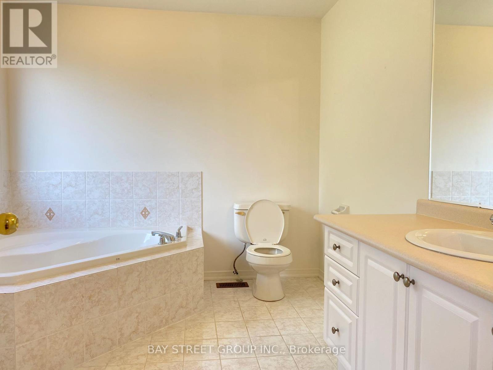 39 Levellands Crescent, Richmond Hill, Ontario  L4B 0A5 - Photo 14 - N13484922