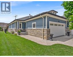 2425 SKINNER, LaSalle, Ontario