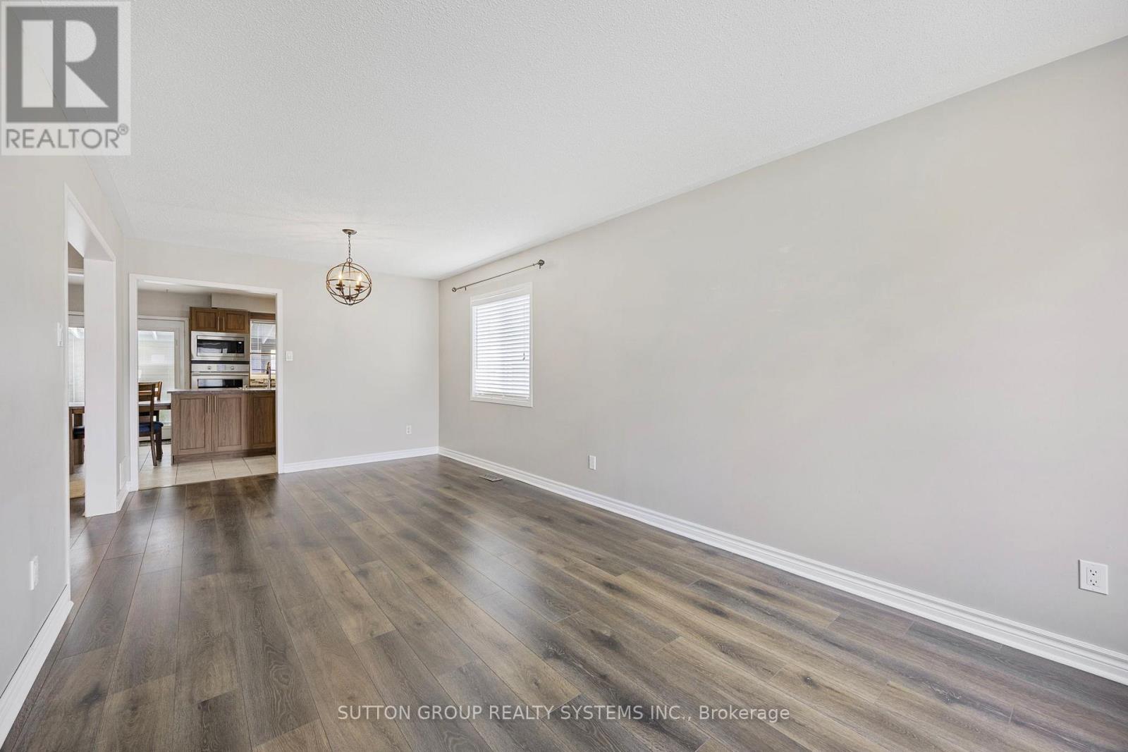75 Coleman Drive, Barrie (Edgehill Drive), Ontario  L4N 0P1 - Photo 12 - S13484748
